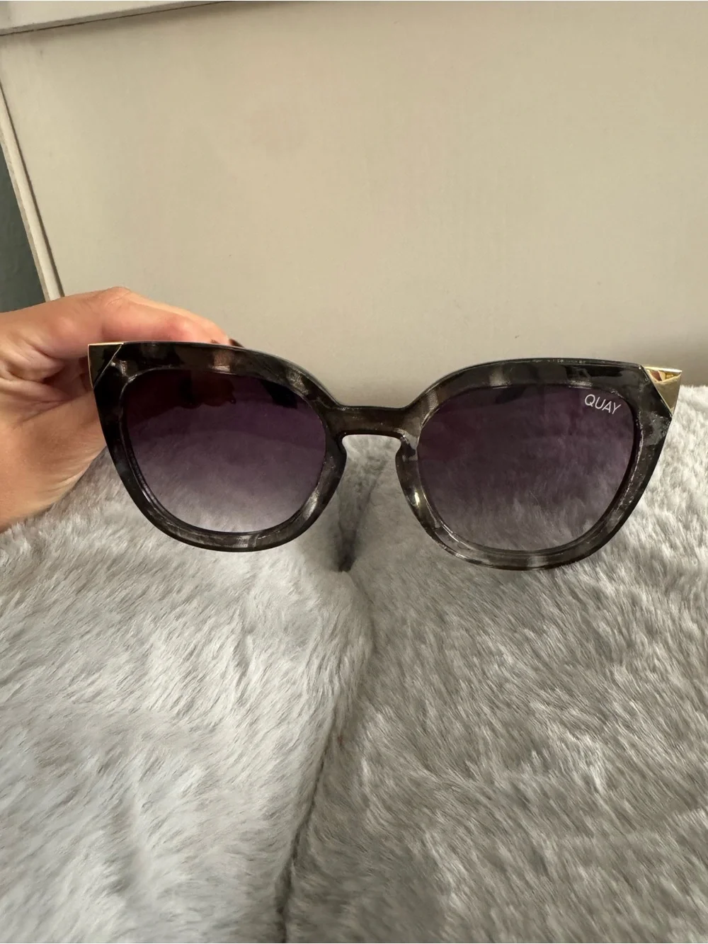 Quay Australia Gray Tortoiseshell Oversized Cat-Eye Sunglasses